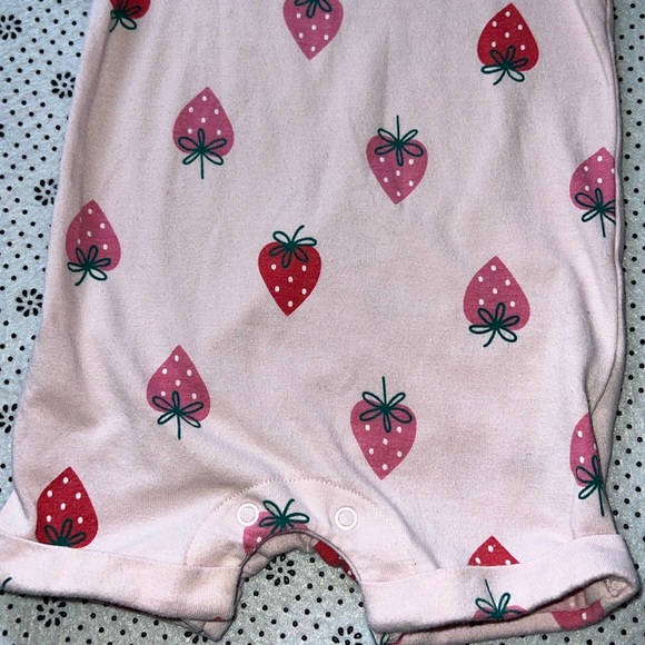 🛍 CUTE LITTLE GIRLS ROMPER SIZE 0-3 MONTHS  🛍 - Picture 3 of 6